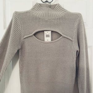 Size M grey No Comment sweater
